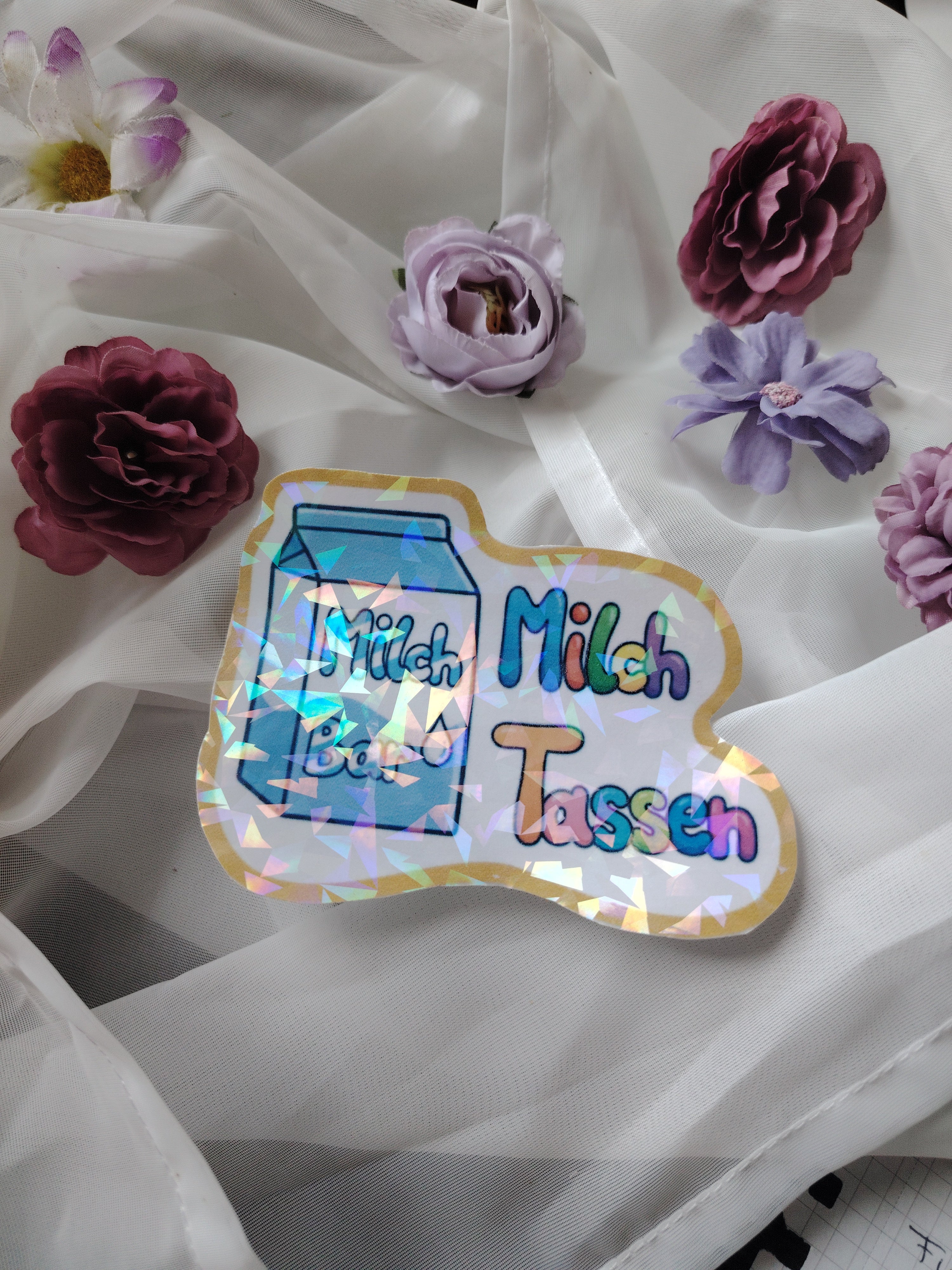 „Milch Tassen“ – Holographic Sticker mit einem Lächeln 😊💦