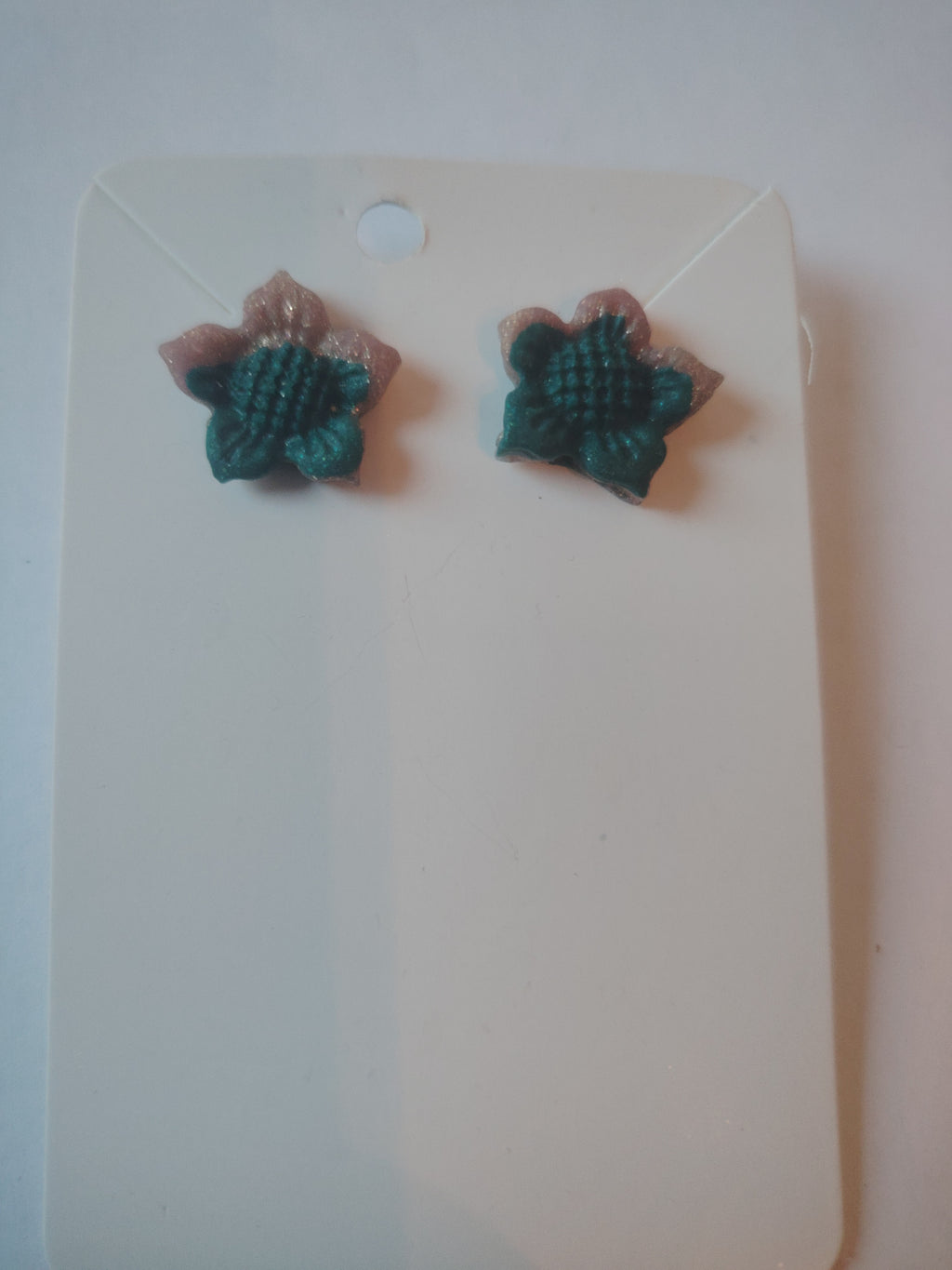 Ohrringe in Blumen Style in den Farben Grün ,Rosa Glitzer